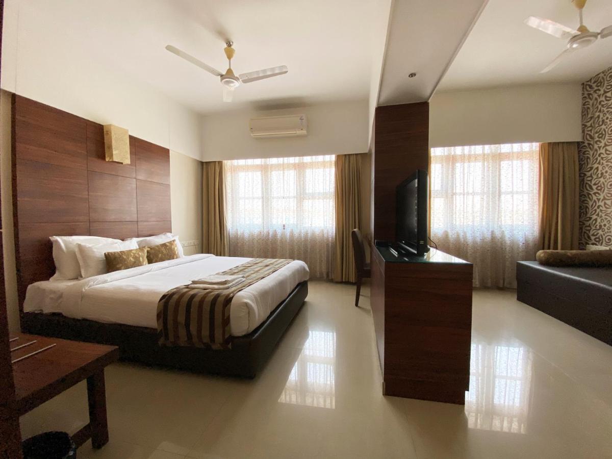 Park Plaza Hotel